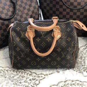 Louis Vuitton Speedy 25